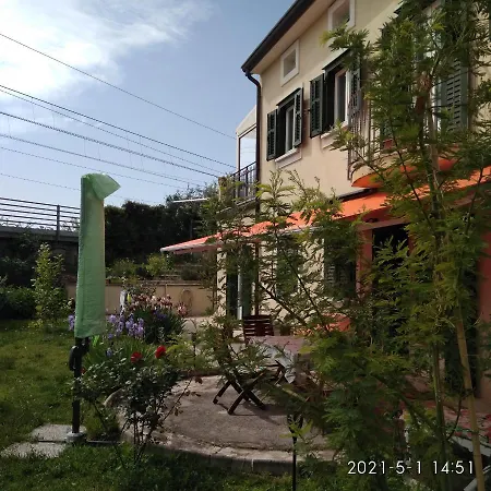 Alle Rose Barcolane Bed & Breakfast *